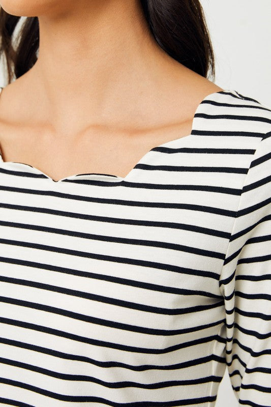 Stripe Scallop neck top